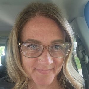 Meet your Posher, Stacy